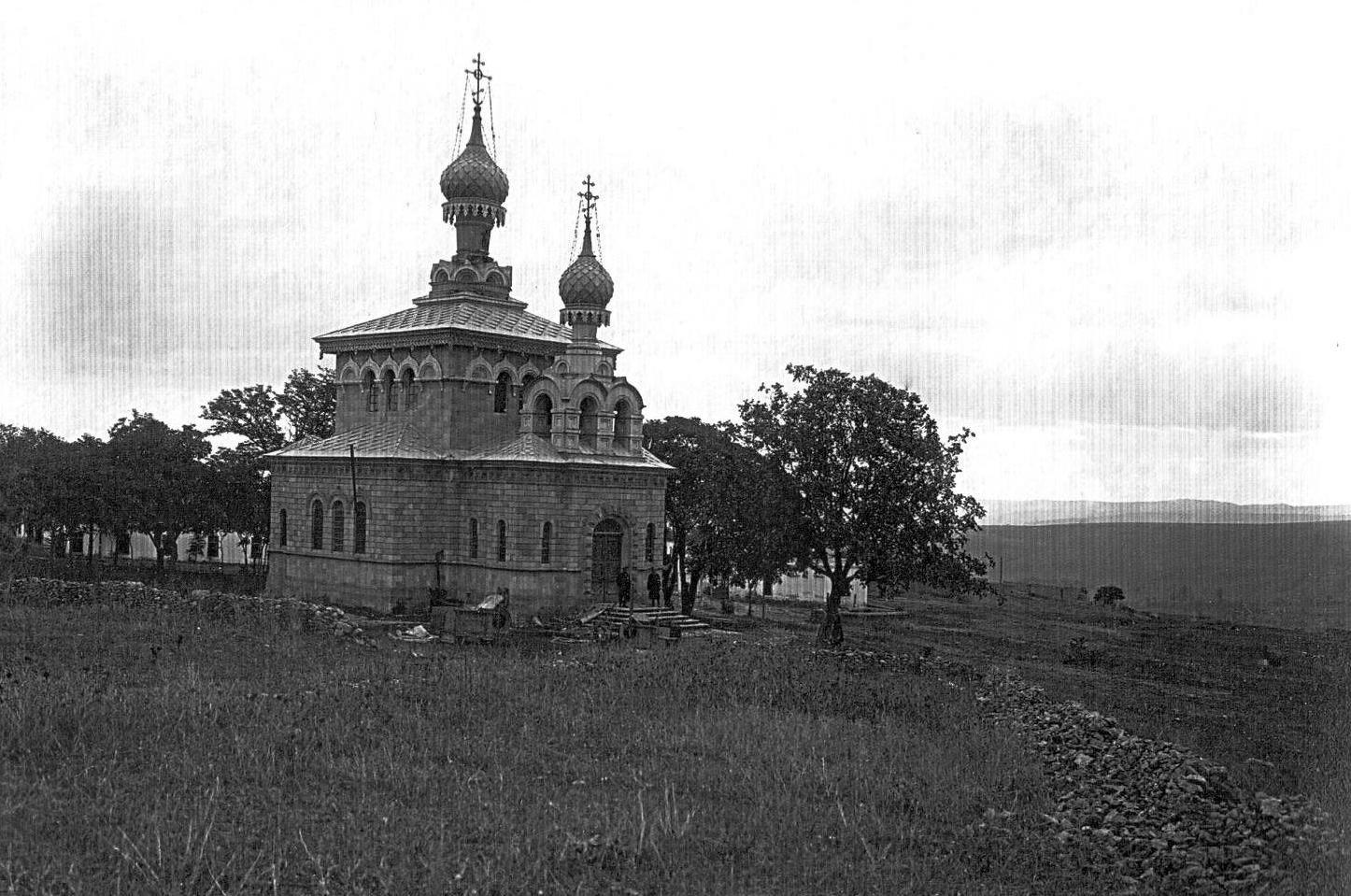 12. Şamaxı şəhərində pravoslav kilsəsi