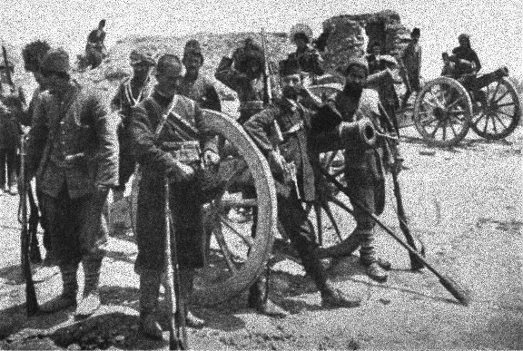 Van_April_1915_cannons_captured_by_the_Armenians