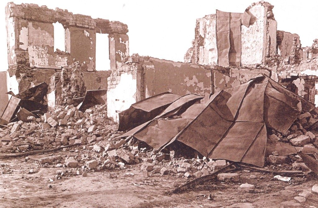 Əhməd Məlikovun barışdırıcı bölmənin binasının qarşısındakı evi